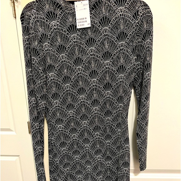 Cute Sparkly Backless dress - Picture 1 of 1